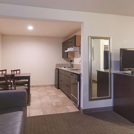 La Quinta By Wyndham Portland Nw Hotell Eksteriør bilde