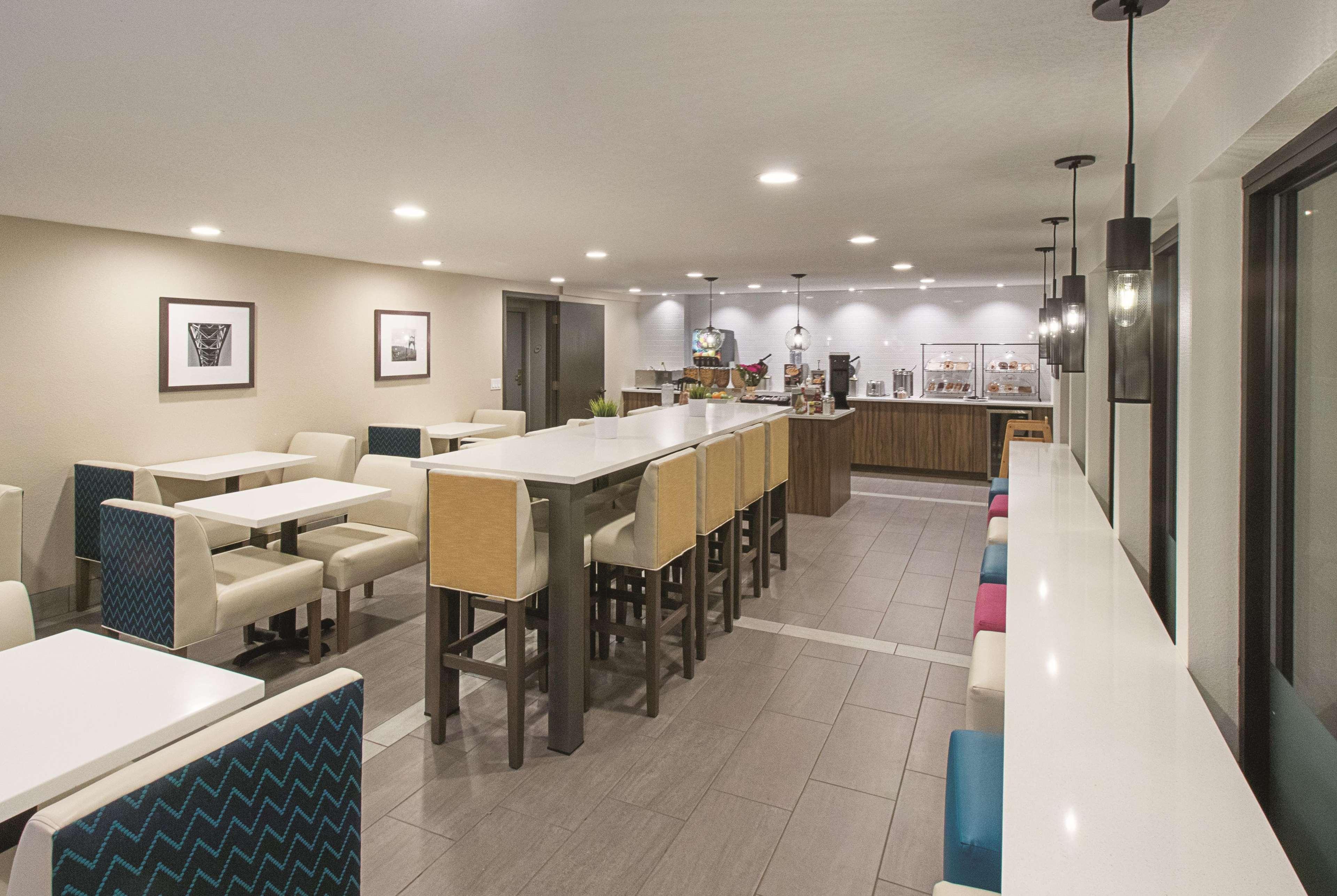 La Quinta By Wyndham Portland Nw Hotell Eksteriør bilde