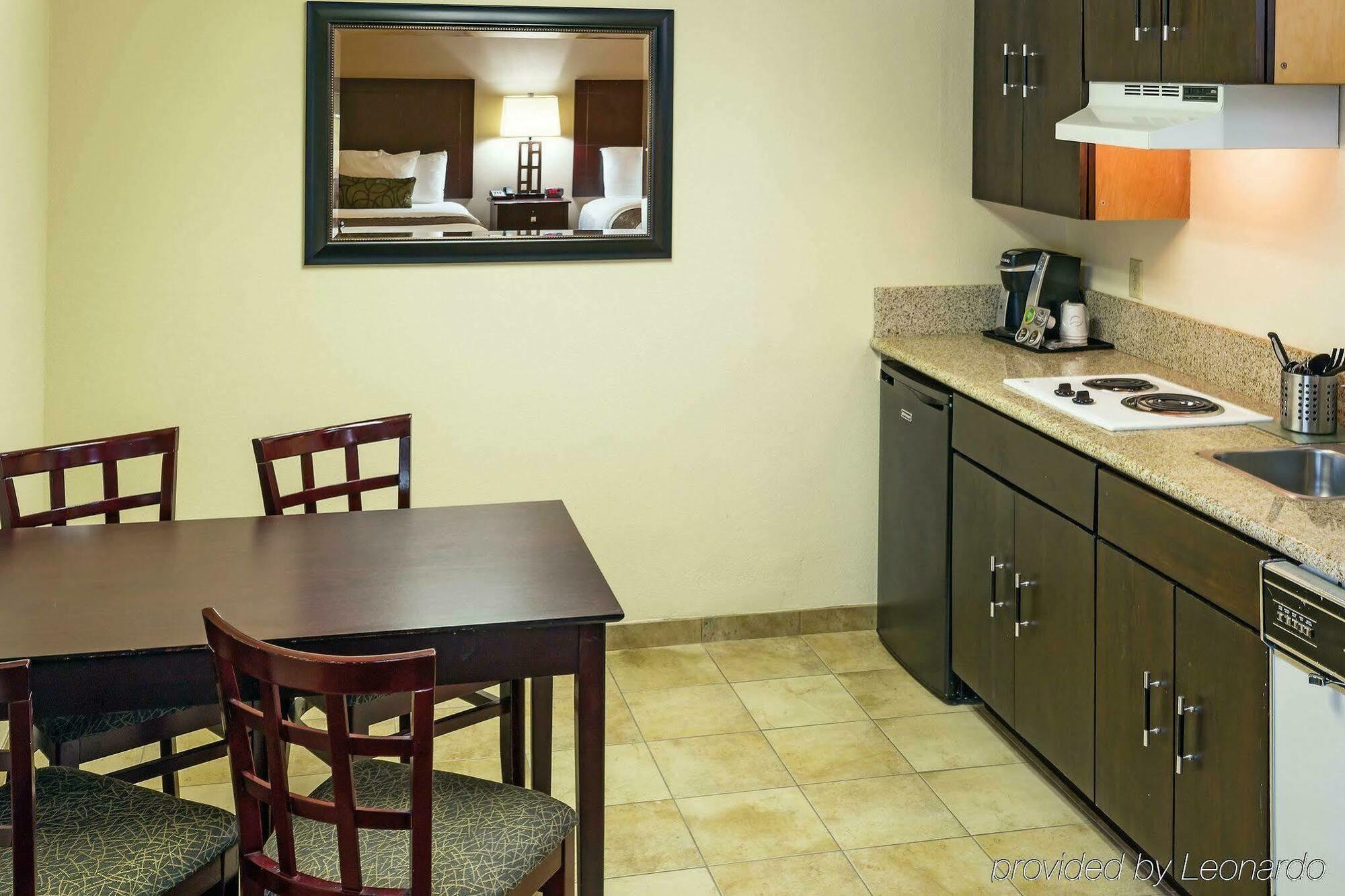 La Quinta By Wyndham Portland Nw Hotell Eksteriør bilde